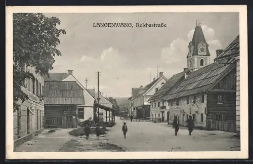 AK Langenwang, Reichsstrasse mit Uhrenturm