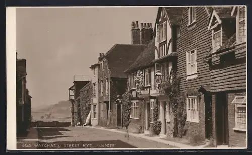 AK Rye, Watchbeil Street