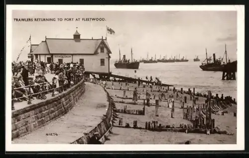 AK Fleetwood, Trawlers Returning to Port