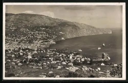 AK Funchal /Madeira, Fliegeraufnahme der Stadt