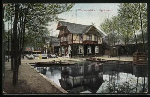 AK Wotschofska i. Spreewald, Gasthaus am Wasser, Kähne, Waldumgebung
