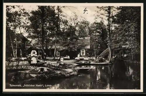 AK Lehde, Spreewald, Gasthaus Fröhlicher Hecht, Terrasse, Kahnfahrt