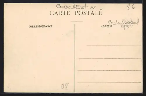 AK Givet /Ardennes, Vue générale avec pont et église au bord de la rivière