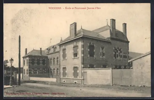 AK Vouziers, École et Pensionnat Jeanne d`Arc
