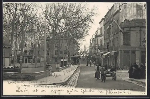 AK Cette, Rue de l`Esplanade animée avec passants et arbres sans feuilles