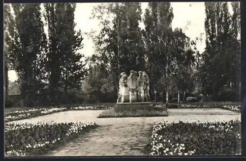 AK Schönebeck /Elbe, Mahnmal der Opfer des Faschismus
