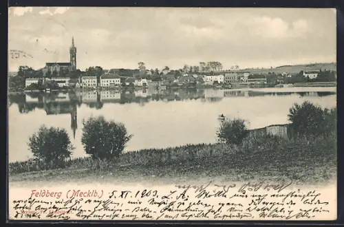 AK Feldberg /Mecklb., Ortsansicht mit Kirche und See