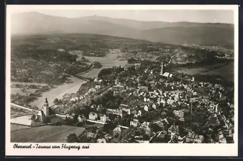 AK Oberursel-Taunus, Luftaufnahme der Stadt und Umgebung