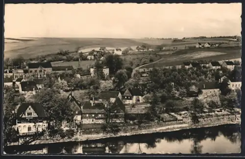 AK Leisnig /Sa., Fischendorf, Ortsansicht, Fluss, Fachwerkhäuser