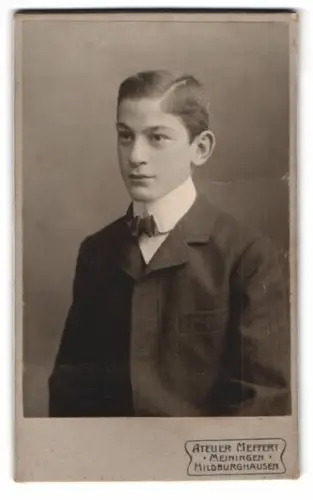 Fotografie Atelier Meffert, Meiningen, Sedanstrasse, Porträt eines jungen Mannes