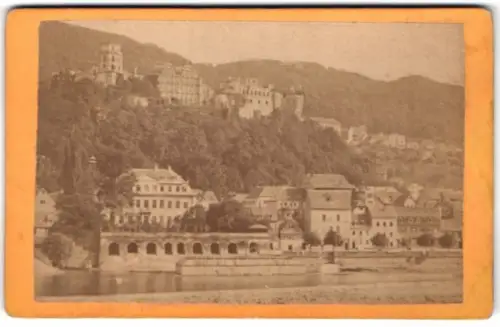 Fotografie unbekannter Fotograf, Ansicht Heidelberg, Blick nach der Stadt und dem Schloss