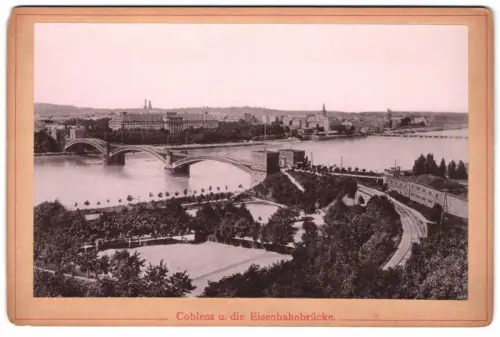 Fotografie unbekannter Fotograf, Ansicht Coblenz, Blick über die Eisenbahnbrücke nahc der Stadt