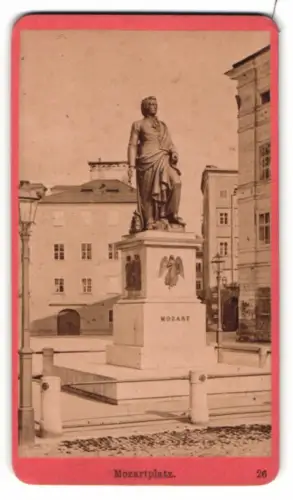 Fotografie Würthle & Spinnhirn, Salzburg, Ansicht Salzburg, das Mozartdenkmal auf dem Mozartplatz