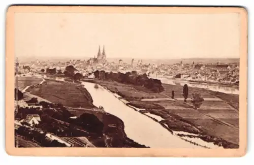 Fotografie Joh. Laifle, Regensburg, Ansicht Regensburg, Blick nach der Stadt