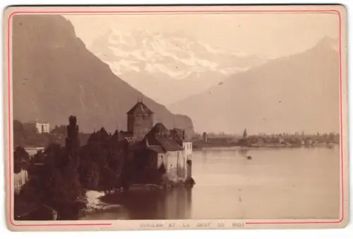 Fotografie A. Garcin, Geneve, Ansicht Chillon, Blick nach dem Schloss Chillon am See