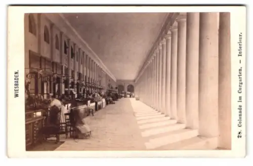 Fotografie F. Fridrich, Prag, Ansicht Wiesbaden, Colonade im Curgarten, Interieur