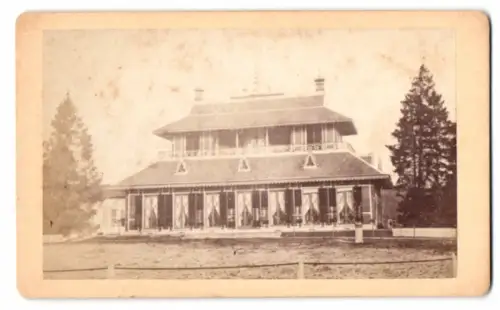 Fotografie J. Ebbenhorst & Zoon, Soest, Ansicht Baarn, die Villa Peking