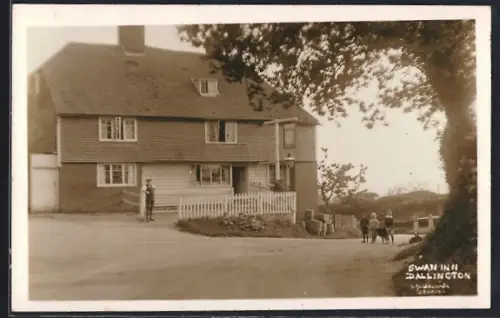 AK Dallington, Swan Inn