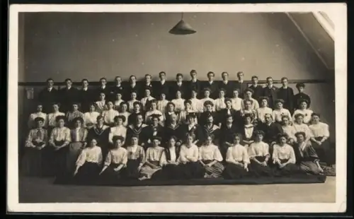 Foto-AK Bolton, Ladies College