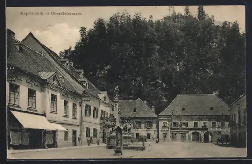 AK Kapfenberg, Hauptplatz mit Denkmälern und Geschäften