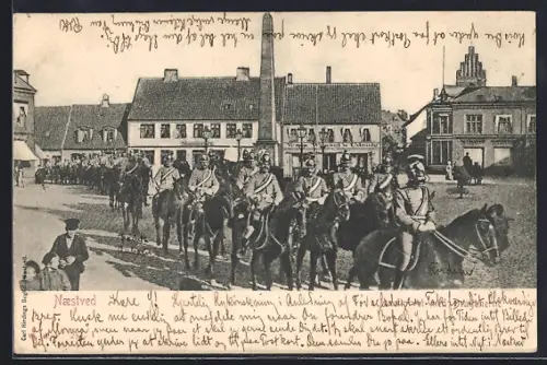 AK Naestved, Axeltorvet med Dragonerne