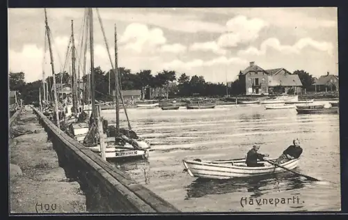 AK Hou, Havneparti