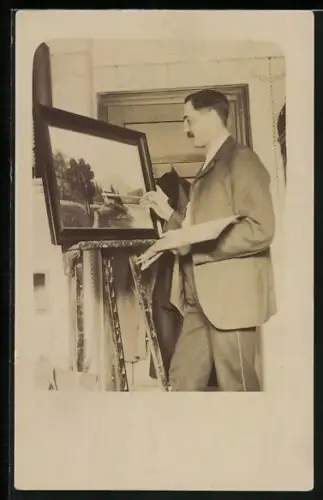 Foto-AK Maler bei der Arbeit