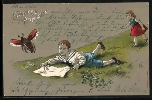 AK Kinder jagen einen Maikäfer