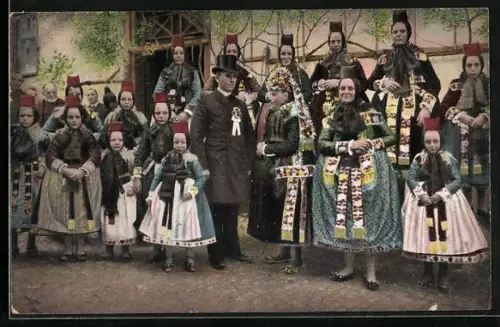 AK Hochzeitsgesellschaft in hessischer Tracht
