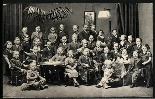 AK Schaefer`s Märchenstadt Lilliput, Gruppenfoto der Liliputaner