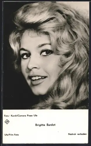 AK Schauspielerin Brigitte Bardot in der Nahaufnahme