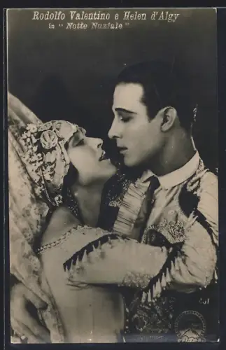 AK Schauspieler Rodolfo Valentino und Helen d`Algy in Notte Nuziale