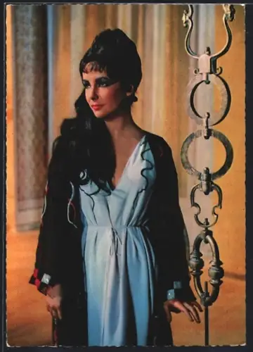 AK Schauspielerin Elisabeth Taylor in Kleopatra