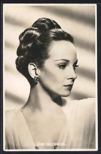 AK Schauspielerin Joan Greenwood im Viertelprofil