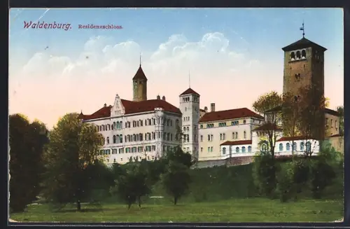 AK Waldenburg / Sachsen, Partie am Residenzschloss