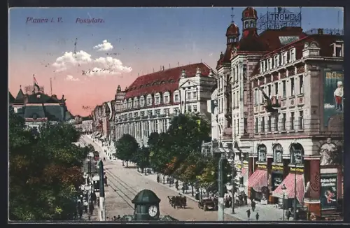 AK Plauen i. V., Postplatz, Strassenszene, Geschäfte