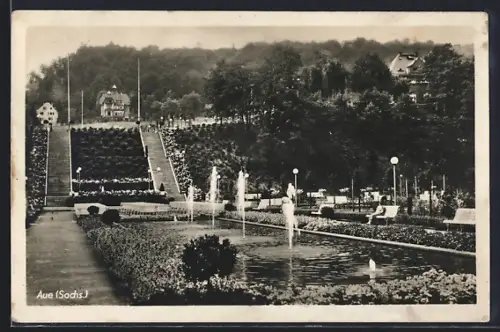 AK Aue /Sachs., Parkanlage mit Springbrunnen und Treppenanlage