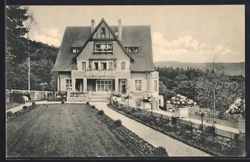 AK Baden-Baden, Hotel Haus Adler, Totalansicht