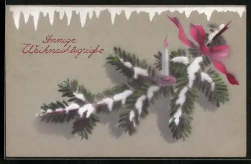 AK Verschneiter Tannenzweig mit brennender Kerze, Innige Weihnachtsgrüsse