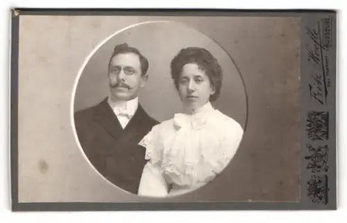 Fotografie Fritz Hoefle, Augsburg, Porträt eines Paares