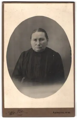 Fotografie Alex Fritz, Auersthal, Porträt einer älteren Frau