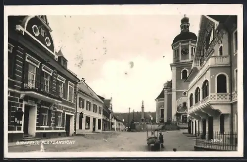 AK Birkfeld, Platzansicht mit dem Gemeindeamt und Kirche