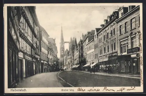 AK Halberstadt, Strassenpartie am Breite Weg mit Geschäften
