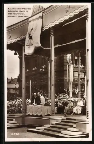 AK Liverpool, The King Operating Electrical Device to Open the Tunnel
