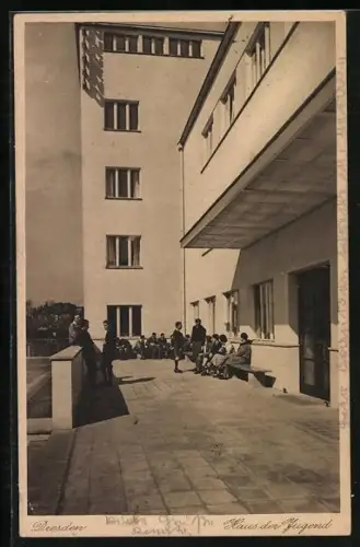 AK Dresden-Strehlen, Haus der Jugend