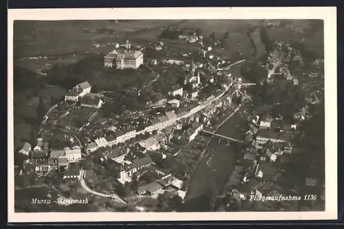 AK Murau /Steiermark, Teilansicht mit Kirche, Fliegeraufnahme