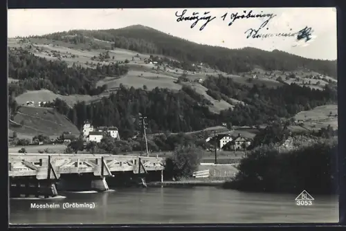 AK Moosheim / Gröbming, Flusspartie mit Blick zum Ort