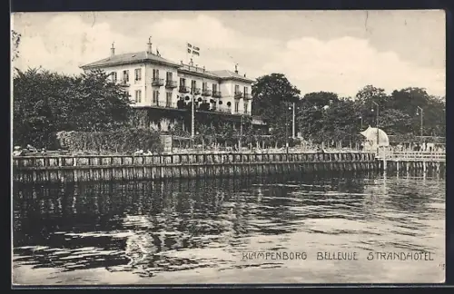 AK Klampenborg, Bellevue Strandhotel vom Wasser aus
