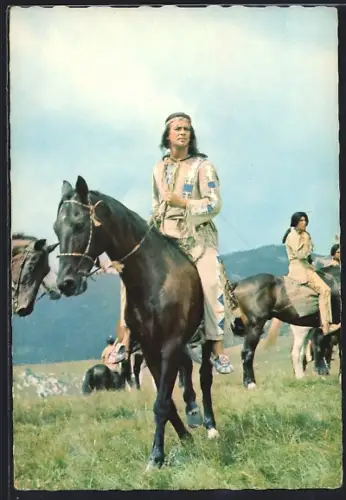 AK Schauspieler Pierre Brice in dem Film Winnetou, Teil 2