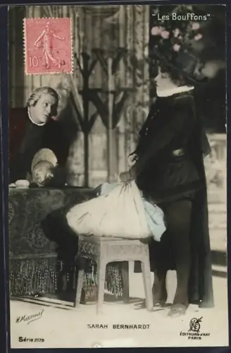 AK Schauspielerin Sarah Bernhardt in Les Bouffons